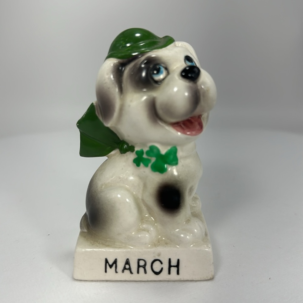 ☘️Vintage Norcrest ✨March✨ Dog Figurine☘️